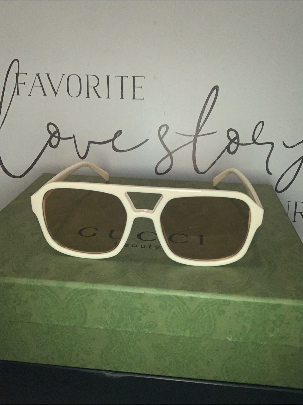 Men’s Cream/Beige Oversized Sunglasses
